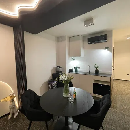 Apartman Szmaragdowy-aleja Wolnosci Újszandec